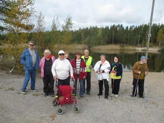 Välietappi uimalan rannalla.