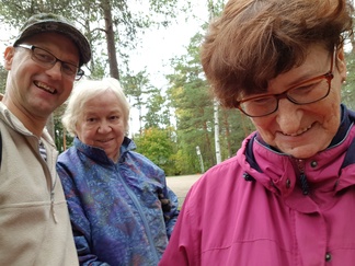 Oikealta Jerita, Paula ja Jouni